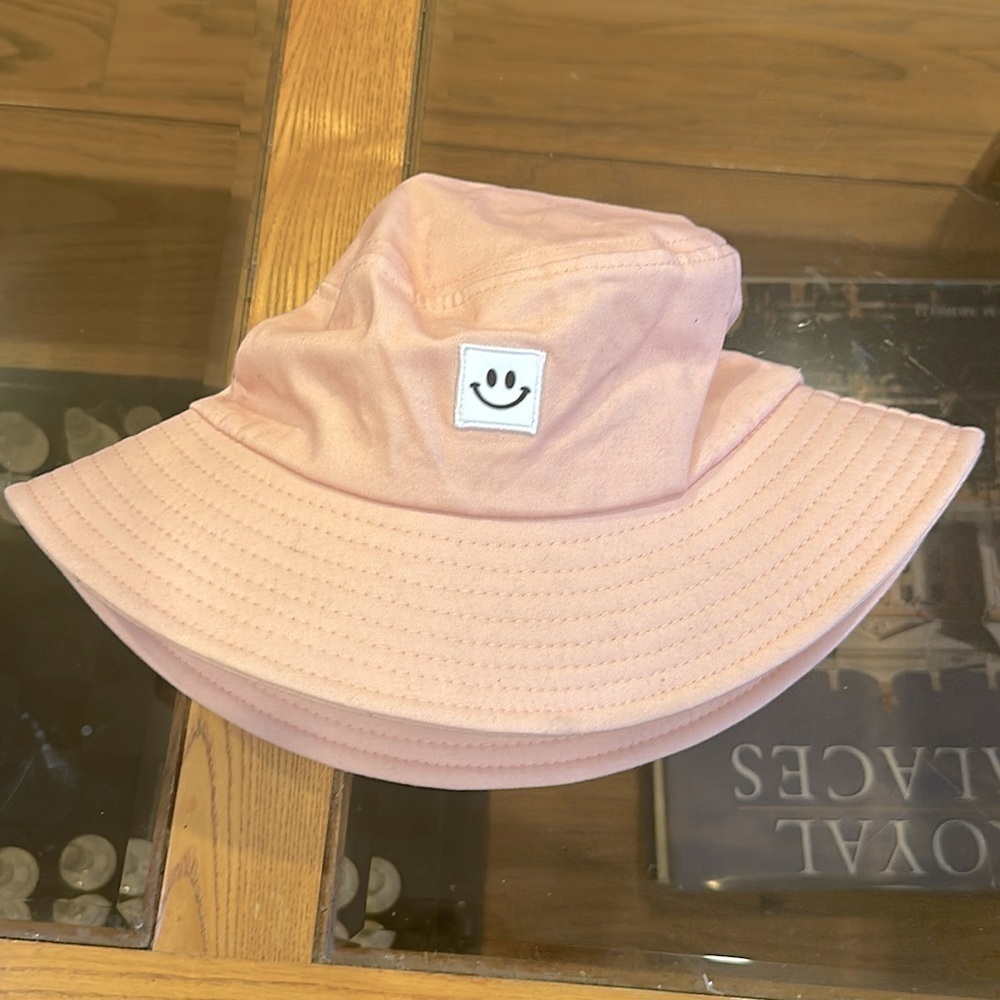 ❤️ 🆕 Smile Face Cotton Bucket Hat Cap Candy Color Stitched bucket hat - Picture 4 of 4